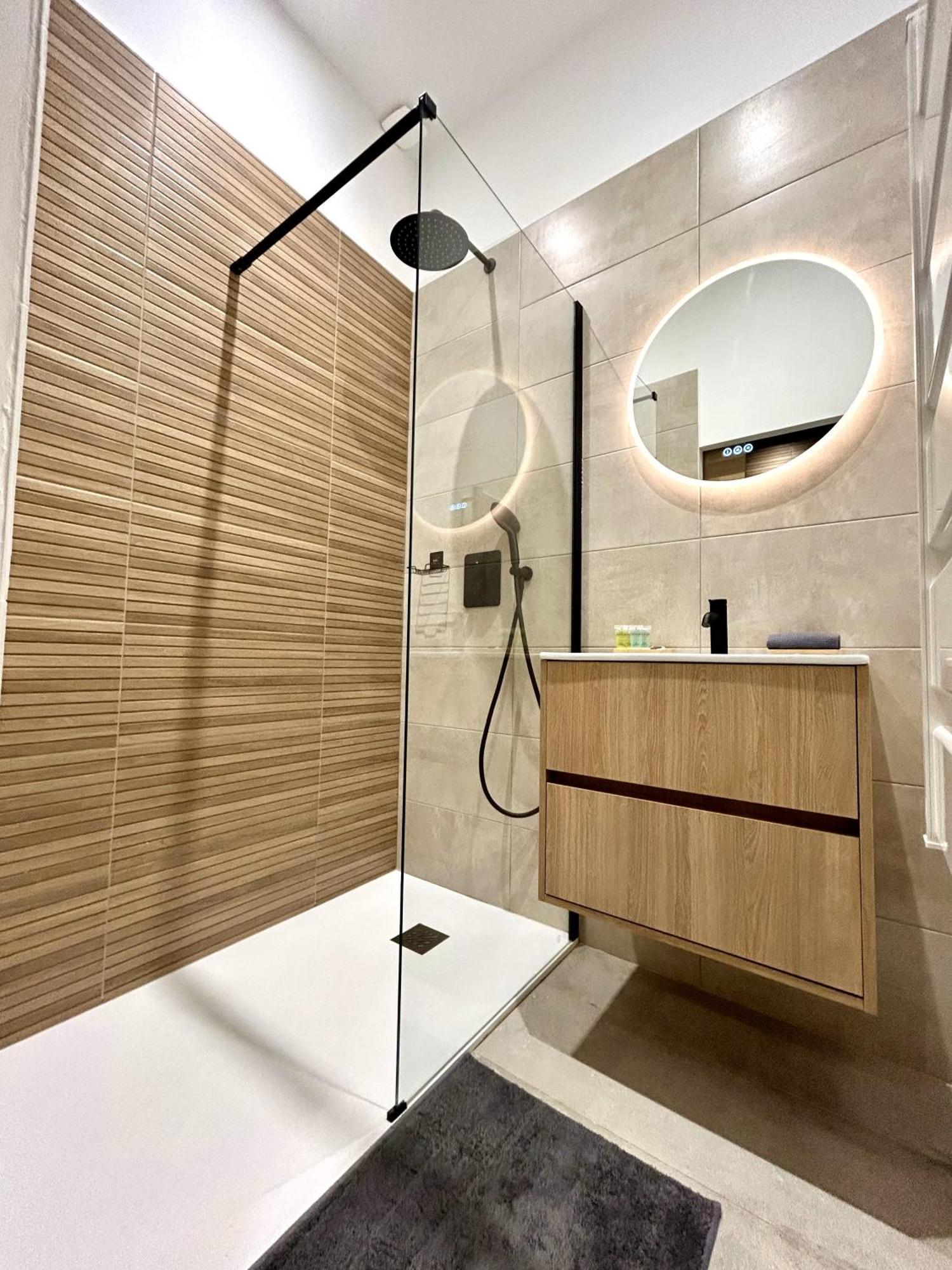 Suite Cosy Jacuzzi Troyes - Secrets D'Ana Εξωτερικό φωτογραφία